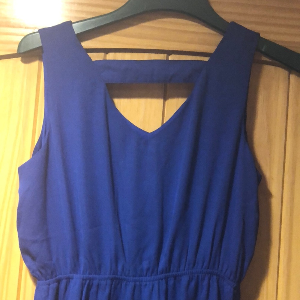 Dress - Picture 3 of 4